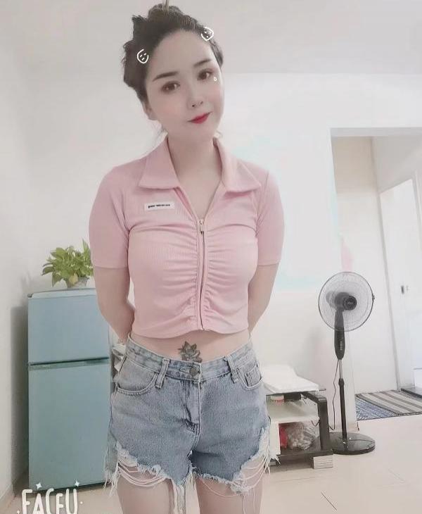 汉口服务型妹妹丽莎