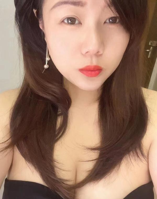 巨乳小青青